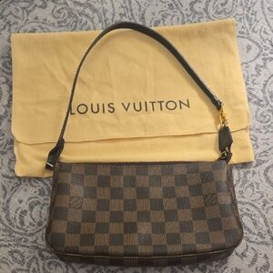 Louis Vuitton Pochette Accessoires Damier Ebene NM